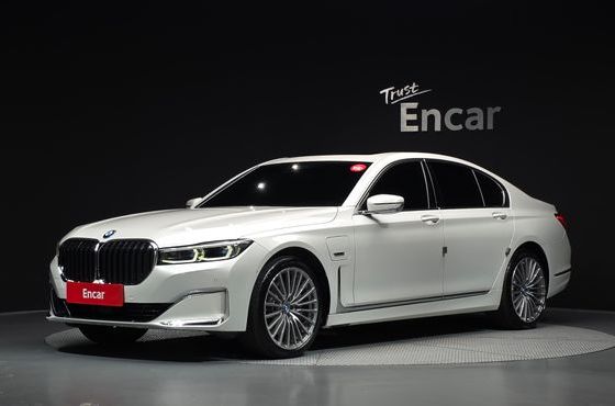 BMW 7-Series 745e iPerformance Design Pure Excellence — пробег 96 405 км — фото 1 из 5