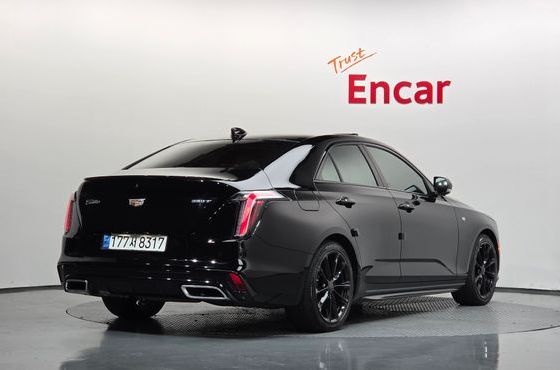 Cadillac CT4 2.0 Sport — пробег 66 387 км — фото 2 из 5