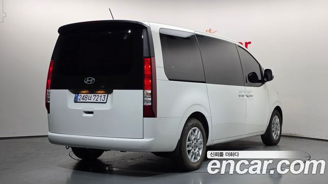 Hyundai Staria из Кореи Encar