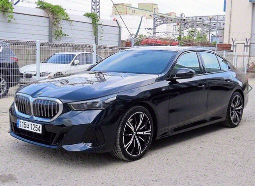BMW 5-Series 530i xDrive M Sport — пробег 19 791 км — фото 2 из 5