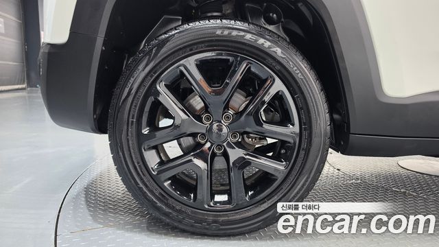 Jeep Renegade 1.3 Limited — пробег 21 191 км — фото 5 из 5