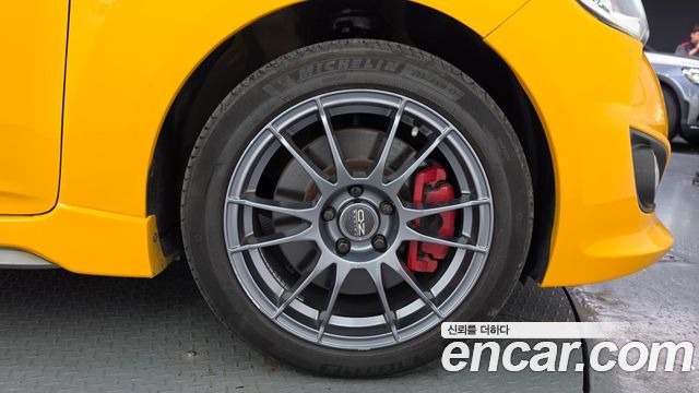 Hyundai Veloster Turbo D Spec — пробег 92 378 км — фото 5 из 5