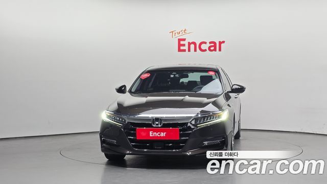 Honda Accord 2.0 Hybrid Touring — пробег 74 306 км — фото 3 из 5