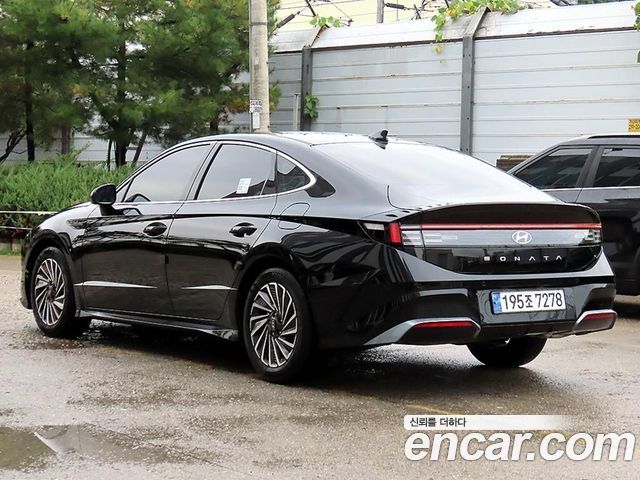 Hyundai Sonata Exclusive — пробег 18 709 км — фото 2 из 5