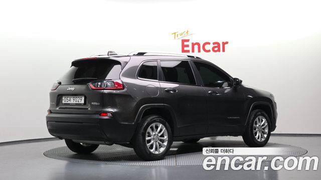 Jeep Cherokee 2.4 Longitude High AWD — пробег 55 320 км — фото 2 из 5