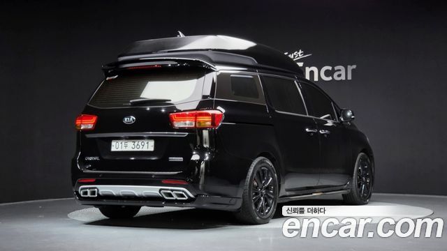 Kia Carnival из Кореи Encar
