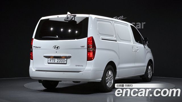 Hyundai Starex Van 3-Seater Smart — пробег 107 445 км — фото 2 из 5