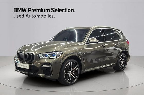BMW X5 M50i — пробег 49 042 км — фото 1 из 5