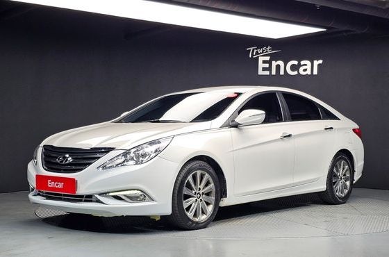 Hyundai Sonata CVVL Smart — пробег 176 809 км — фото 1 из 5
