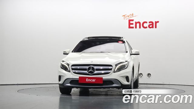 Mercedes-Benz GLA-Class GLA200 d 4MATIC — пробег 256 697 км — фото 3 из 5