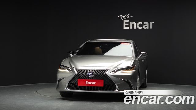 Lexus ES Executive — пробег 90 453 км — фото 3 из 5
