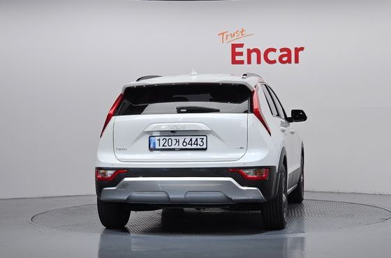 Kia Niro Trendy — пробег 153 794 км — фото 4 из 5