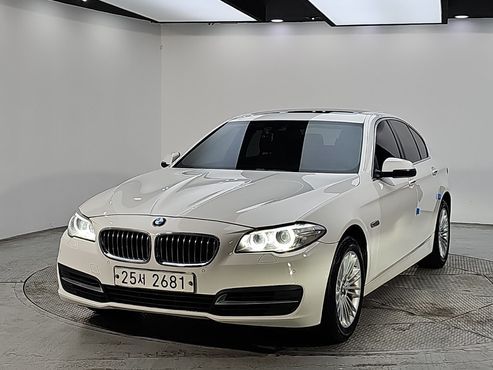 BMW 5-Series 520d xDrive — пробег 206 000 км — фото 1 из 5