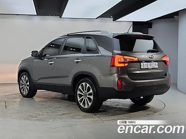 Kia Sorento Diesel 2.0 2WD Trendy — пробег 150 000 км — фото 3 из 5