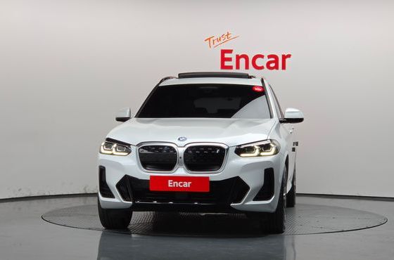 BMW iX3 M Sports — пробег 64 530 км — фото 3 из 5