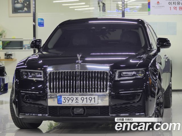 Rolls-Royce Ghost 6.7 EWB V12 — пробег 12 300 км — фото 1 из 5