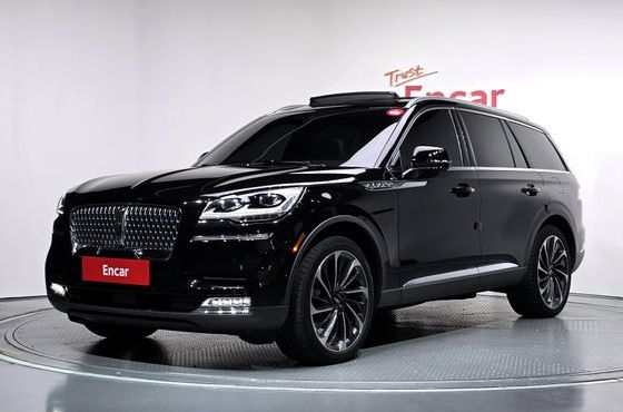 Lincoln Aviator 3.0 Reserve AWD — пробег 31 111 км — фото 1 из 5