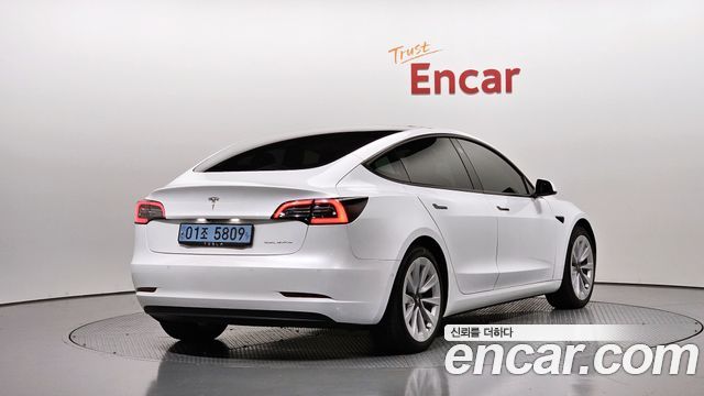 Tesla Model 3 Long Range AWD — пробег 74 077 км — фото 2 из 5
