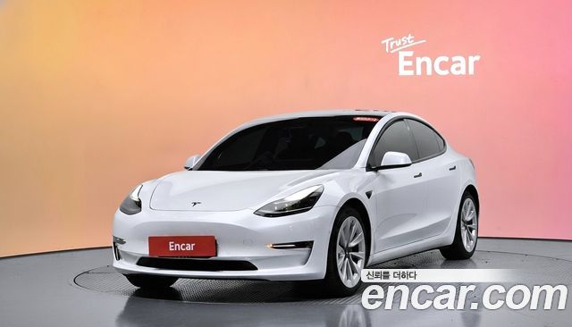 Tesla Model 3 Long Range AWD — пробег 74 077 км — фото 1 из 5