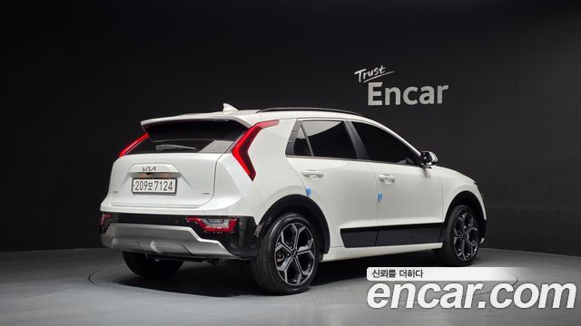 Kia Niro Trendy — пробег 58 170 км — фото 2 из 5