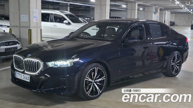 BMW 5-Series 530i xDrive M Sport — пробег 9 164 км — фото 1 из 5