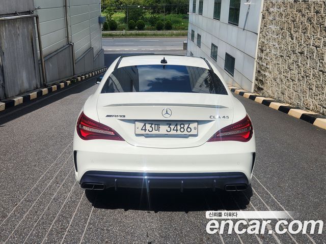 Mercedes-Benz CLA-Class CLA45 AMG 4MATIC — пробег 78 000 км — фото 4 из 5