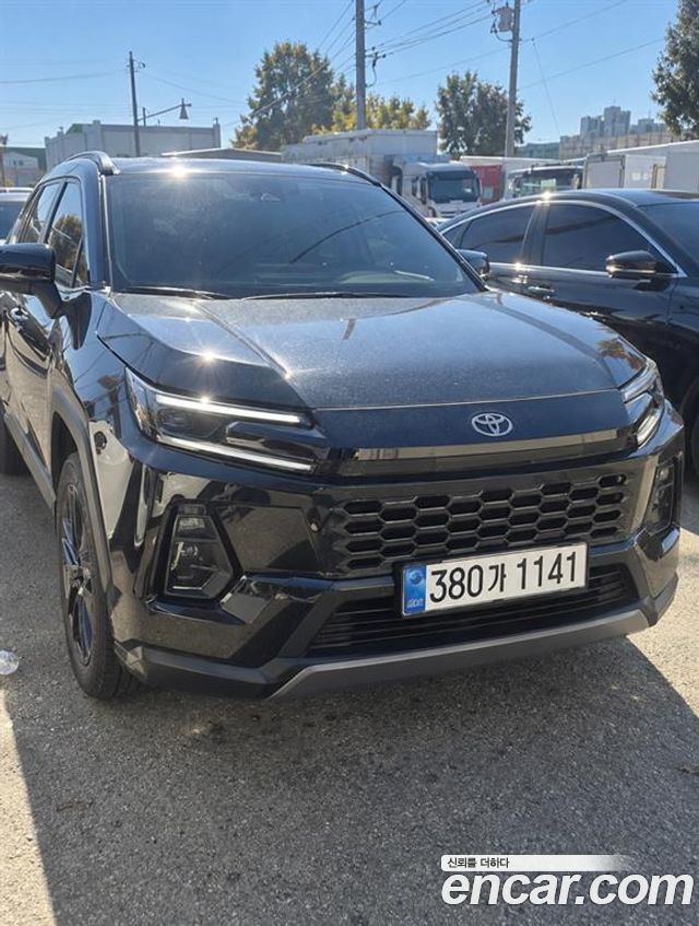 Toyota RAV4 2.5 PHEV 4WD XSE — пробег 6 357 км — фото 1 из 2