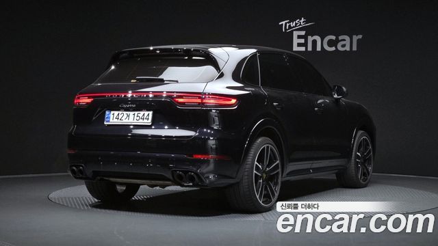 Porsche Cayenne 3.0 — пробег 49 268 км — фото 2 из 5