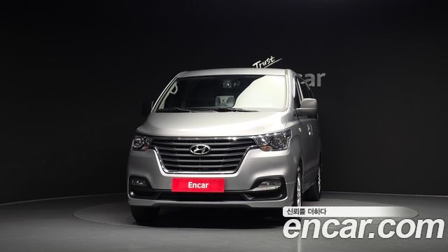 Hyundai Starex Van 3-Seater Smart — пробег 314 914 км — фото 3 из 5