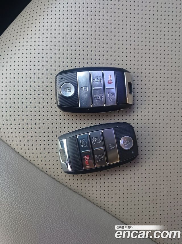 Kia Carnival 11-Seater Prestige — пробег 99 530 км — фото 5 из 5