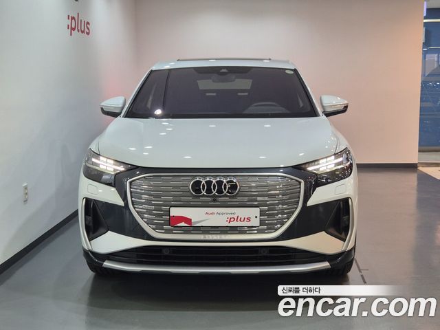 Audi Q4 e-tron 45 Premium Sportback — пробег 4 270 км — фото 3 из 5