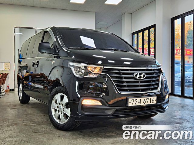 Hyundai Starex Wagon 12-Seater Smart — пробег 86 000 км — фото 1 из 5