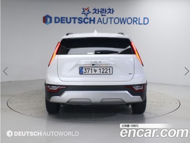 Kia Niro Best Selection — пробег 18 912 км — фото 4 из 5