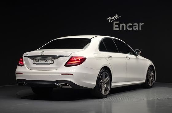 Mercedes-Benz E-Class E300 AMG Line — пробег 116 994 км — фото 2 из 5