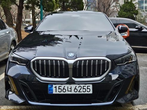 BMW 5-Series 530e xDrive M Sport — пробег 13 470 км — фото 1 из 5