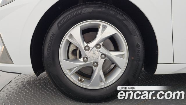 Hyundai AVANTE 1.6 Smart — пробег 81 641 км — фото 5 из 5