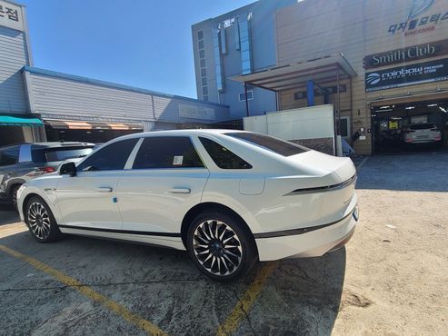 Hyundai Grandeur Caligraphy — пробег 583 км — фото 2 из 5
