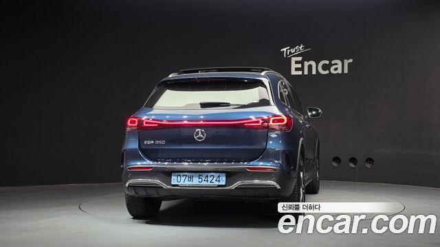 Mercedes-Benz EQA EQA250 AMG Package Plus — пробег 64 228 км — фото 4 из 5