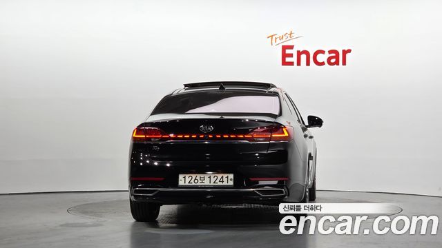 Kia K7 из Кореи Encar