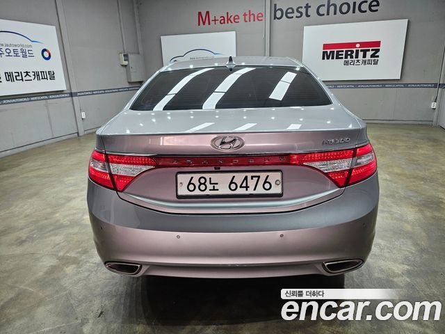 Hyundai Grandeur HG300 Exclusive — пробег 119 000 км — фото 4 из 5