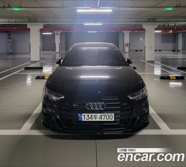 Audi S8 из Кореи Encar