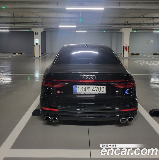 Audi S8 из Кореи Encar