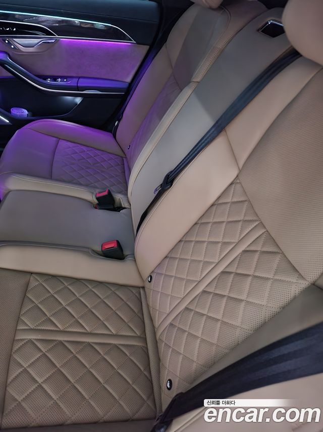 Audi S8 из Кореи Encar