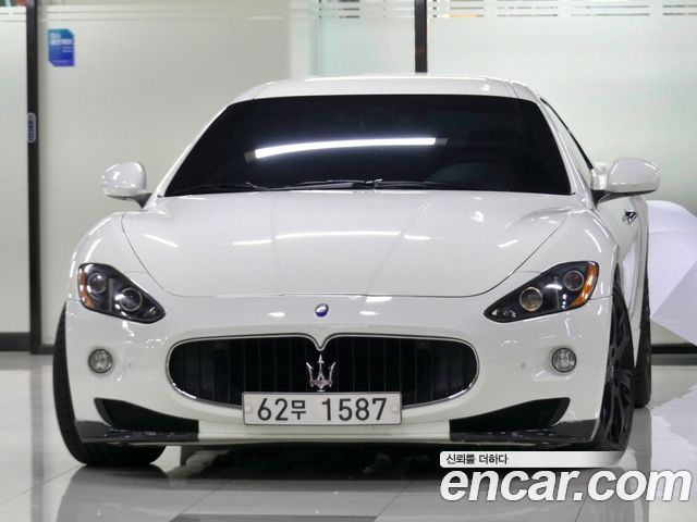 Maserati GranTurismo S 4.7 — пробег 37 700 км — фото 1 из 5