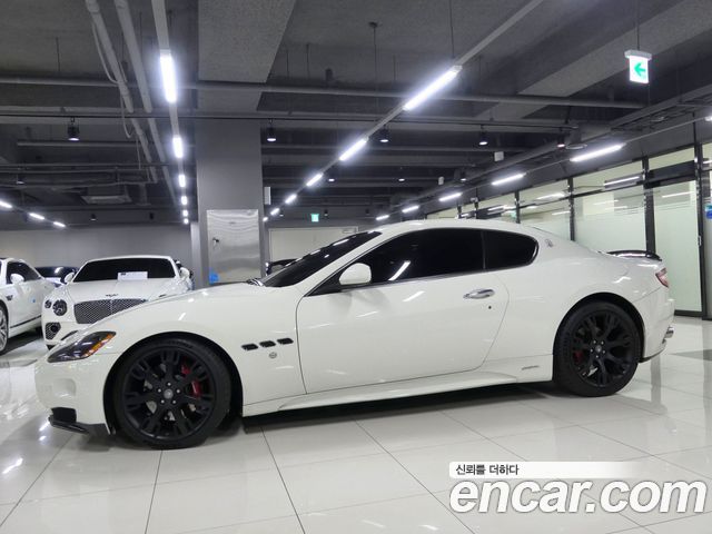 Maserati GranTurismo S 4.7 — пробег 37 700 км — фото 3 из 5