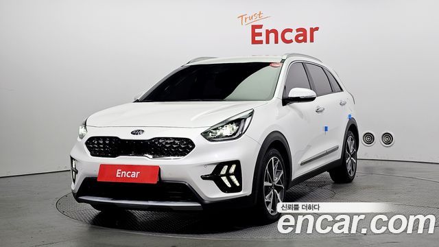 Kia Niro 1.6 HEV Noblesse Special — пробег 143 684 км — фото 1 из 5