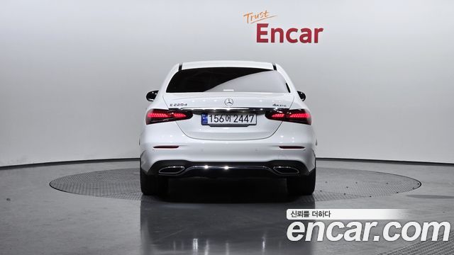 Mercedes-Benz E-Class из Кореи Encar