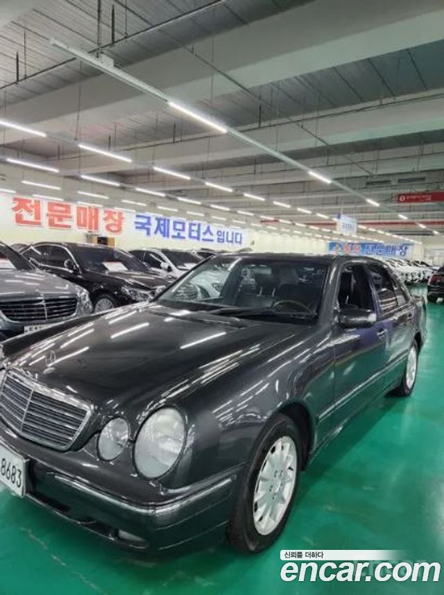 Mercedes-Benz E-Class из Кореи Encar