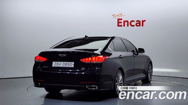 Hyundai Genesis из Кореи Encar