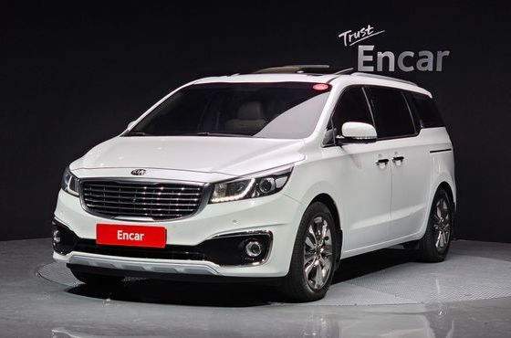 Kia Carnival 9-Seater Noblesse Special — пробег 220 095 км — фото 1 из 5